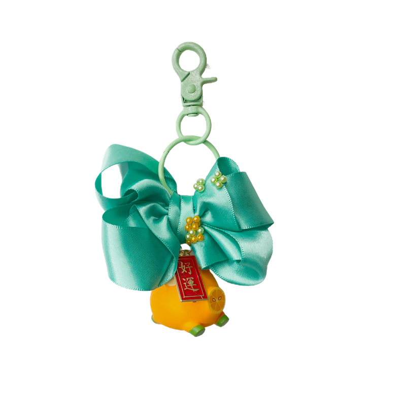 Fruit Pig Figurine Blind Box – Handmade Bow Keychain Charm | Customizable Accessory