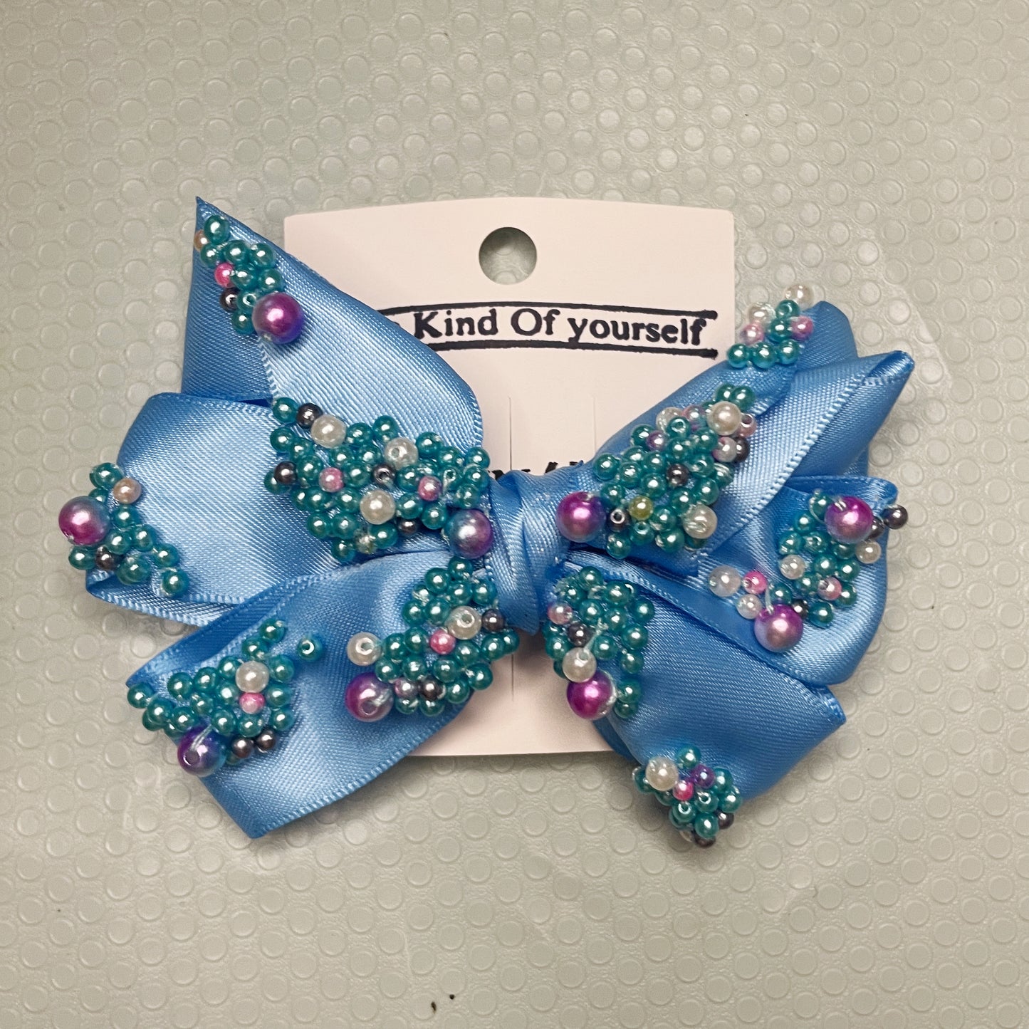 Hand-Embroidered Beaded Bow Hair Clip